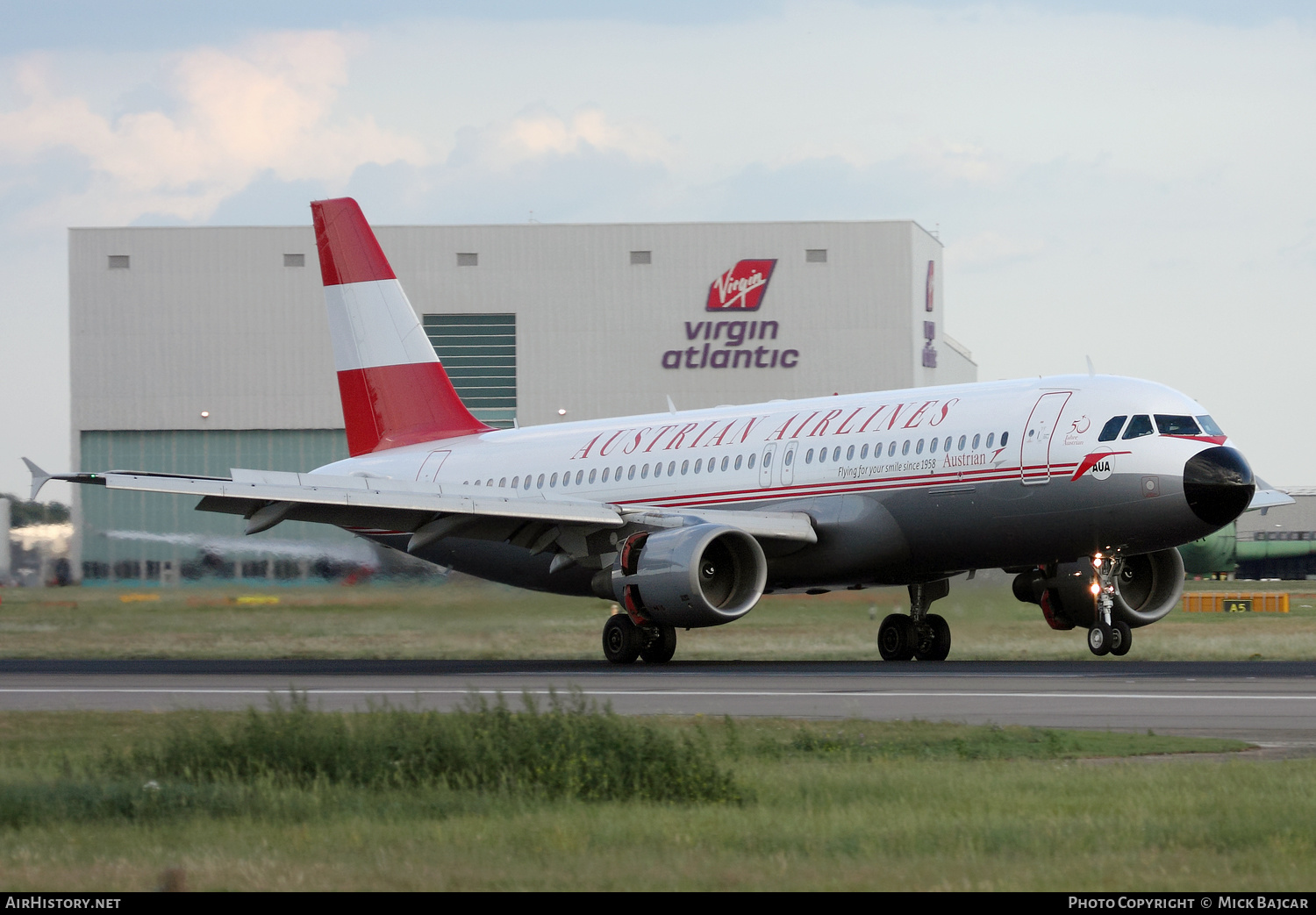 Aircraft Photo of OE-LBP | Airbus A320-214 | Austrian Airlines | AirHistory.net #203100