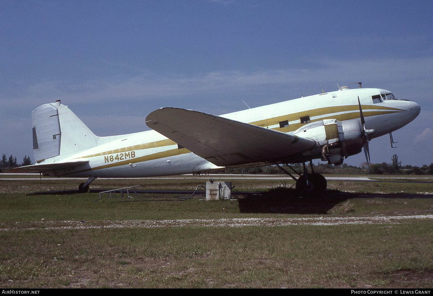 Aircraft Photo of N842MB | Douglas C-47A Skytrain | AirHistory.net #203180