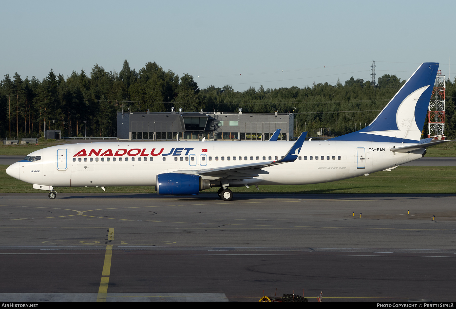 Aircraft Photo of TC-SAH | Boeing 737-8FH | AnadoluJet | AirHistory.net #203184