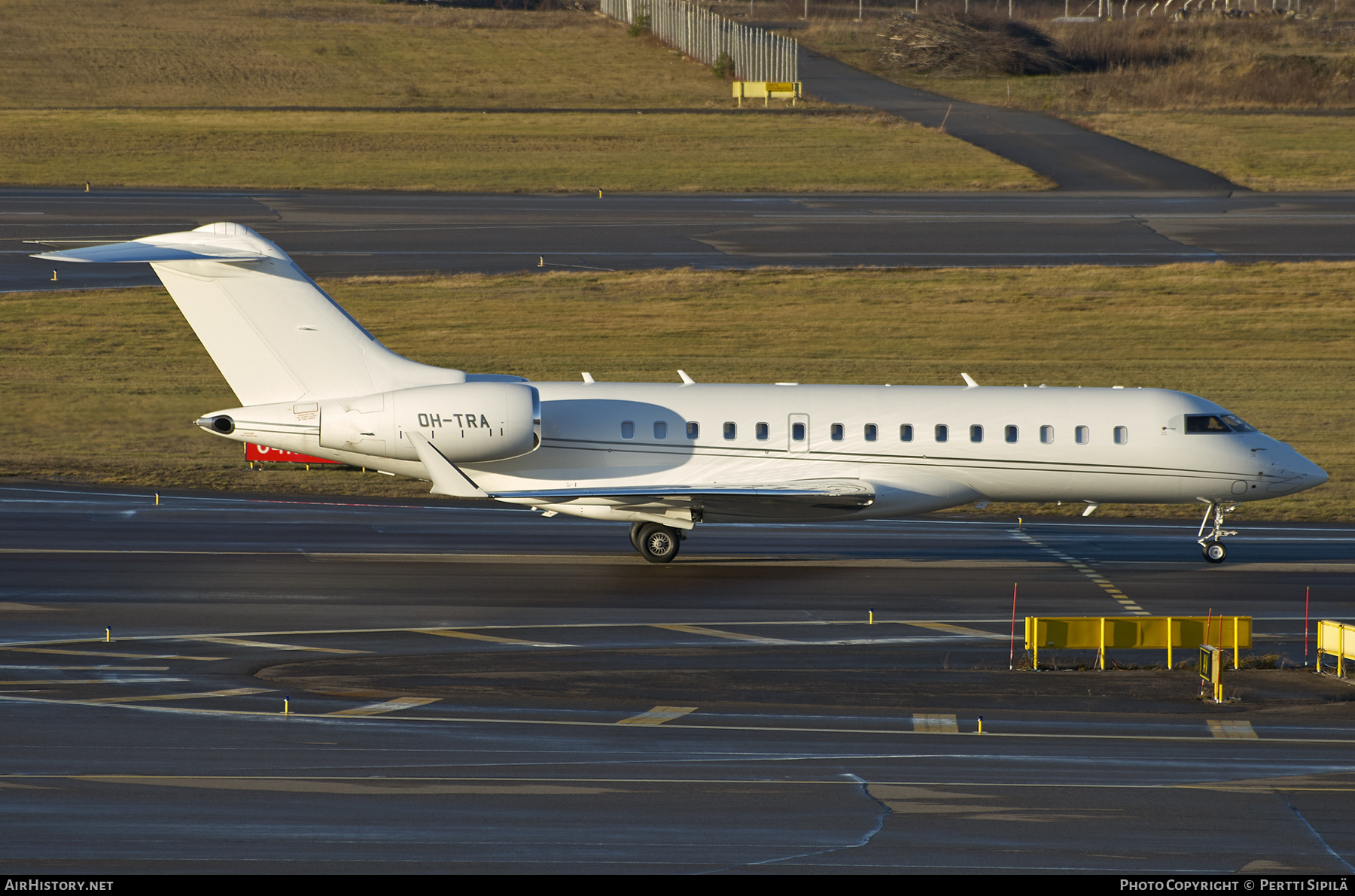 Aircraft Photo of OH-TRA | Bombardier Global 6000 (BD-700-1A10) | AirHistory.net #203257