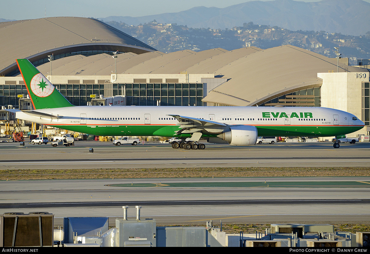 Aircraft Photo of B-16719 | Boeing 777-36N/ER | EVA Air | AirHistory.net #203286