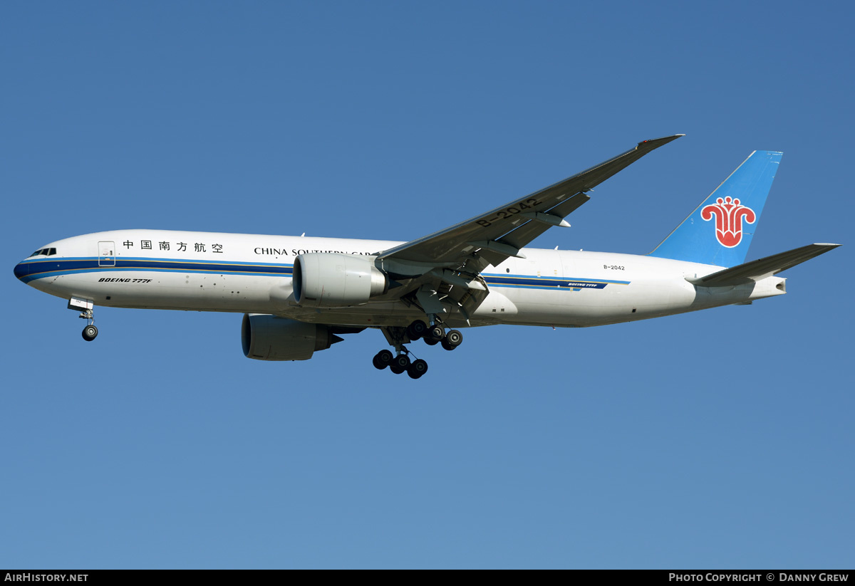 Aircraft Photo of B-2042 | Boeing 777-F1B | China Southern Airlines Cargo | AirHistory.net #203305