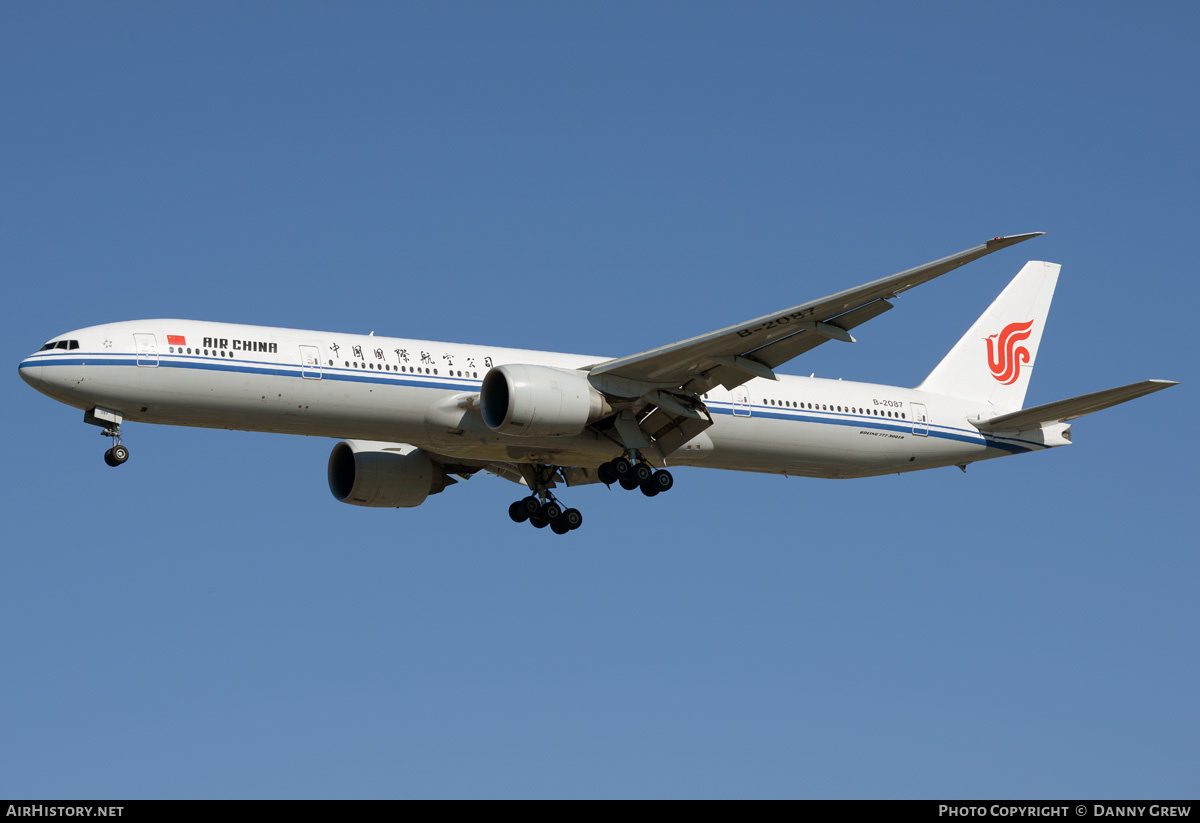 Aircraft Photo of B-2087 | Boeing 777-39L/ER | Air China | AirHistory.net #203331