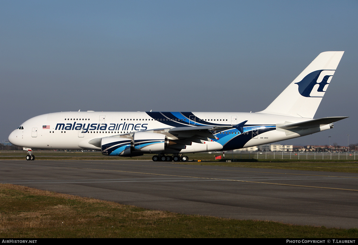 Aircraft Photo of 9M-MNE | Airbus A380-841 | Malaysia Airlines | AirHistory.net #203345