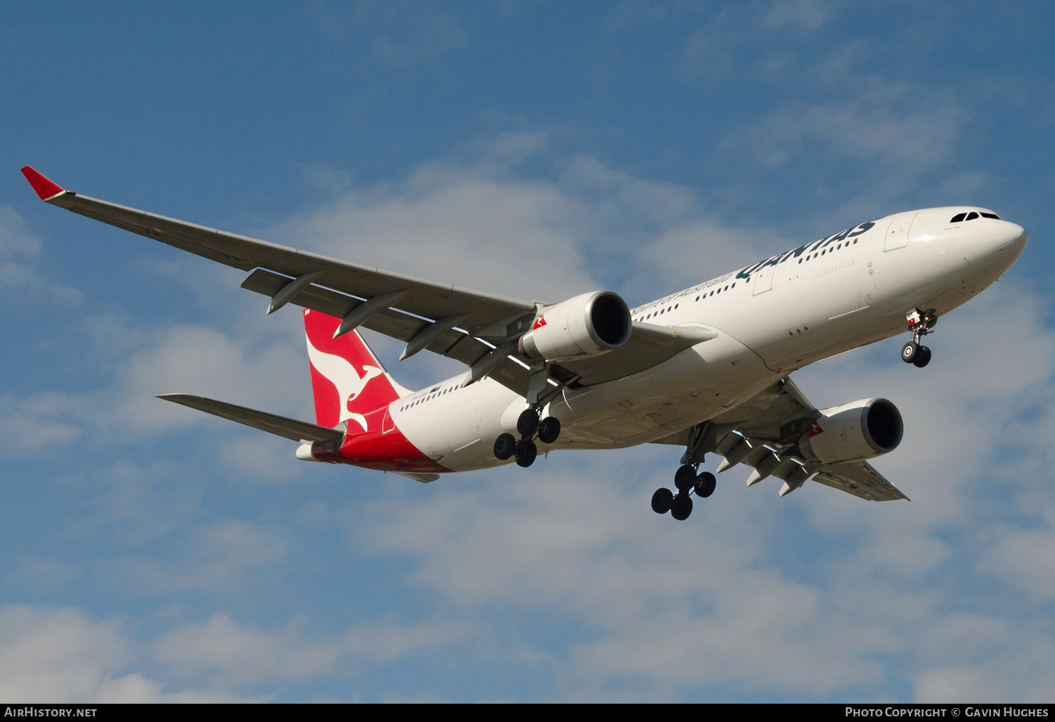 Aircraft Photo of VH-EBH | Airbus A330-203 | Qantas | AirHistory.net #203421