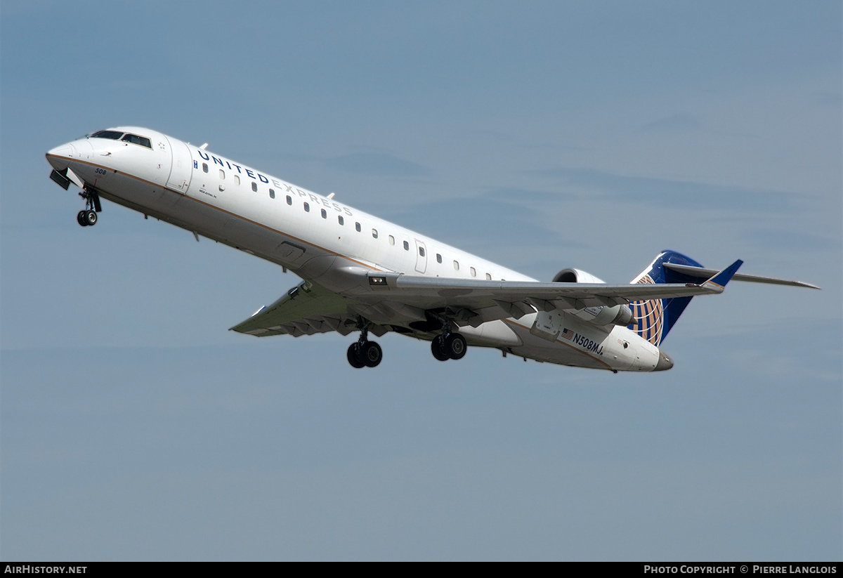 Aircraft Photo of N508MJ | Bombardier CRJ-701ER (CL-600-2C10) | United Express | AirHistory.net #203502