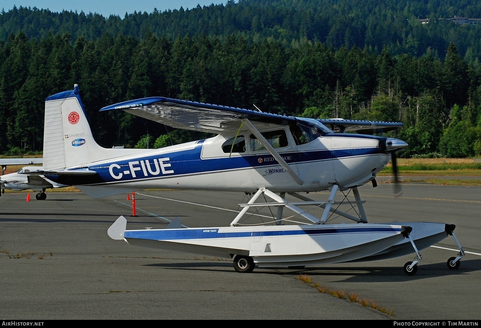 Aircraft Photo of C-FIUE | Cessna 182 | AirHistory.net #203603