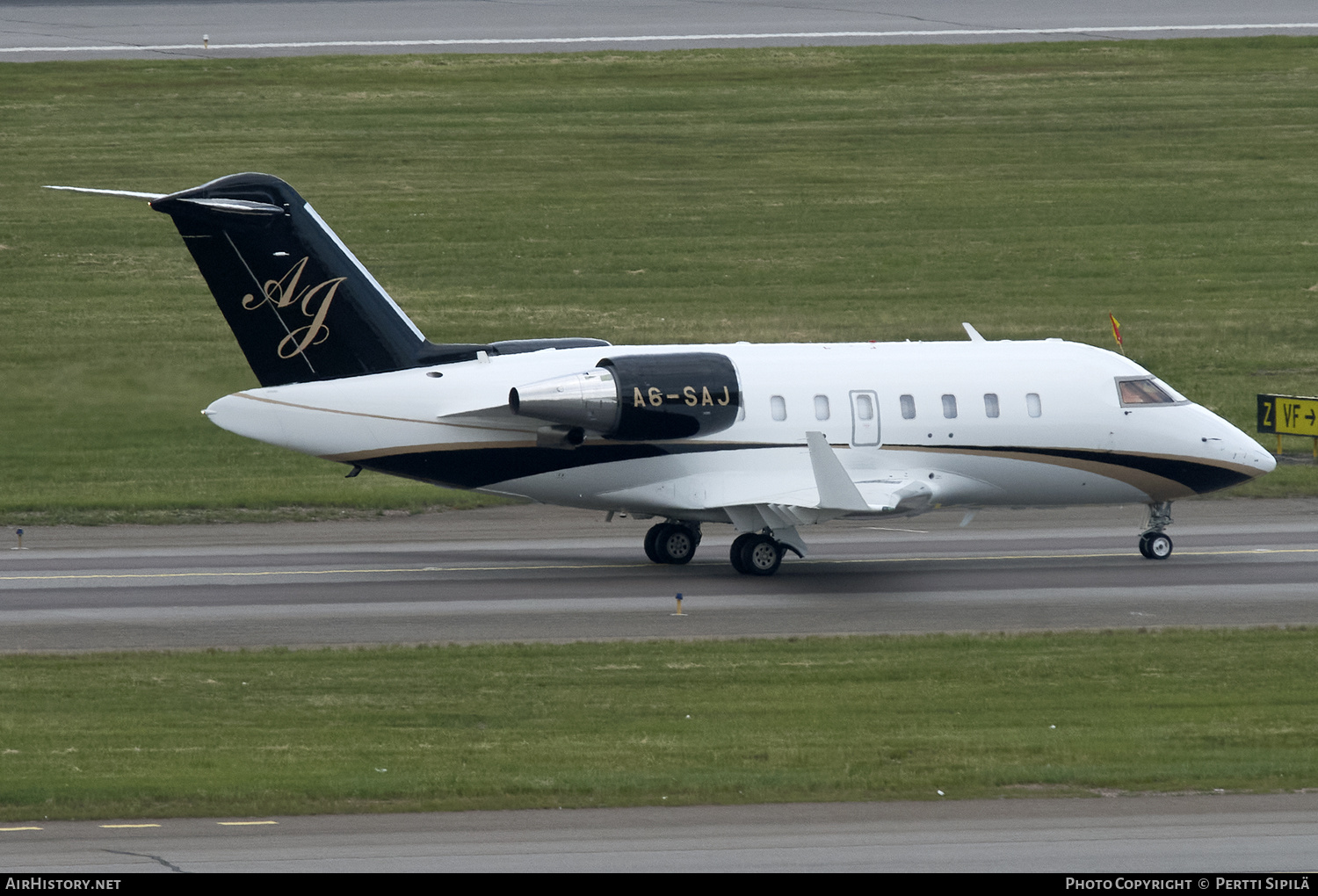 Aircraft Photo of A6-SAJ | Bombardier Challenger 605 (CL-600-2B16) | AirHistory.net #203643