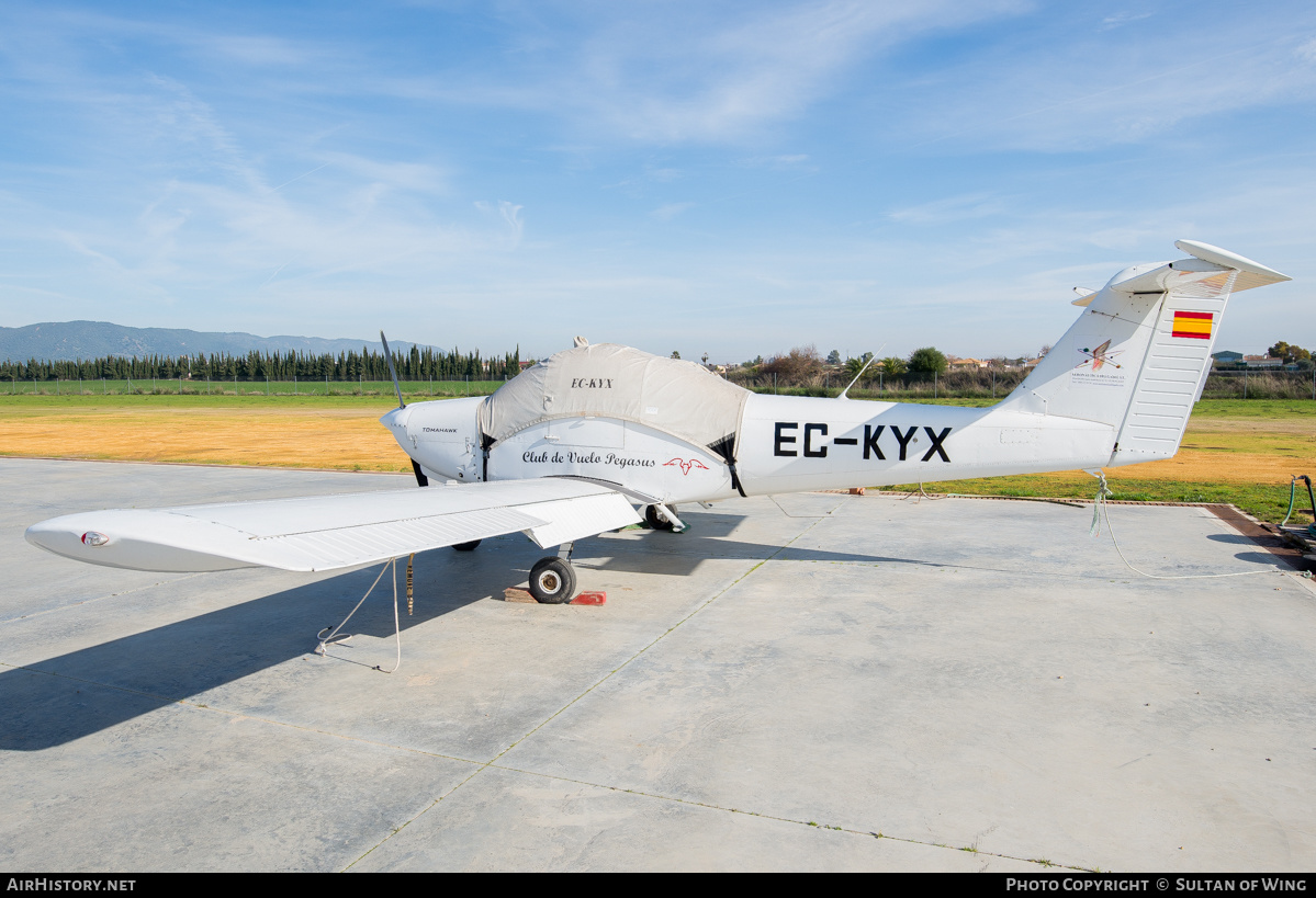 Aircraft Photo of EC-KYX | Piper PA-38-112 Tomahawk | Club de vuelo Pegasus | AirHistory.net #203661