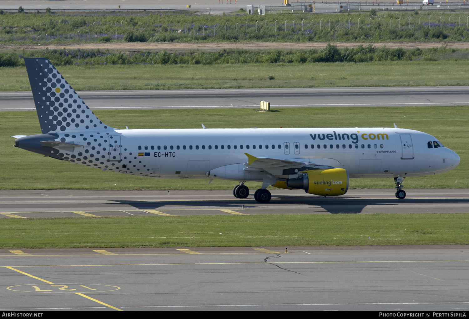 Aircraft Photo of EC-HTC | Airbus A320-214 | Vueling Airlines | AirHistory.net #203668