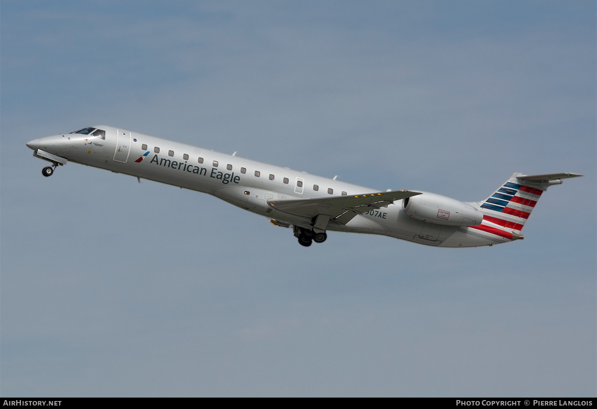Aircraft Photo of N907AE | Embraer ERJ-145LR (EMB-145LR) | American Eagle | AirHistory.net #203683