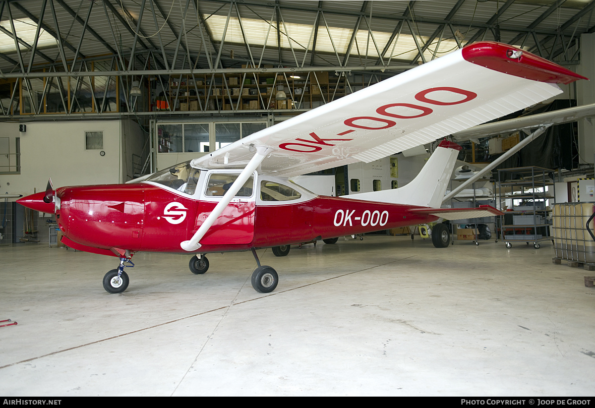 Aircraft Photo of OK-OOO | Cessna R182 Skylane RG II | AirHistory.net #203734