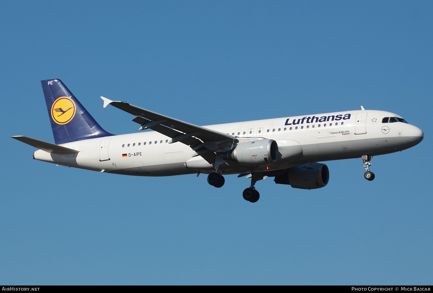 Aircraft Photo of D-AIPE | Airbus A320-211 | Lufthansa | AirHistory.net #203749