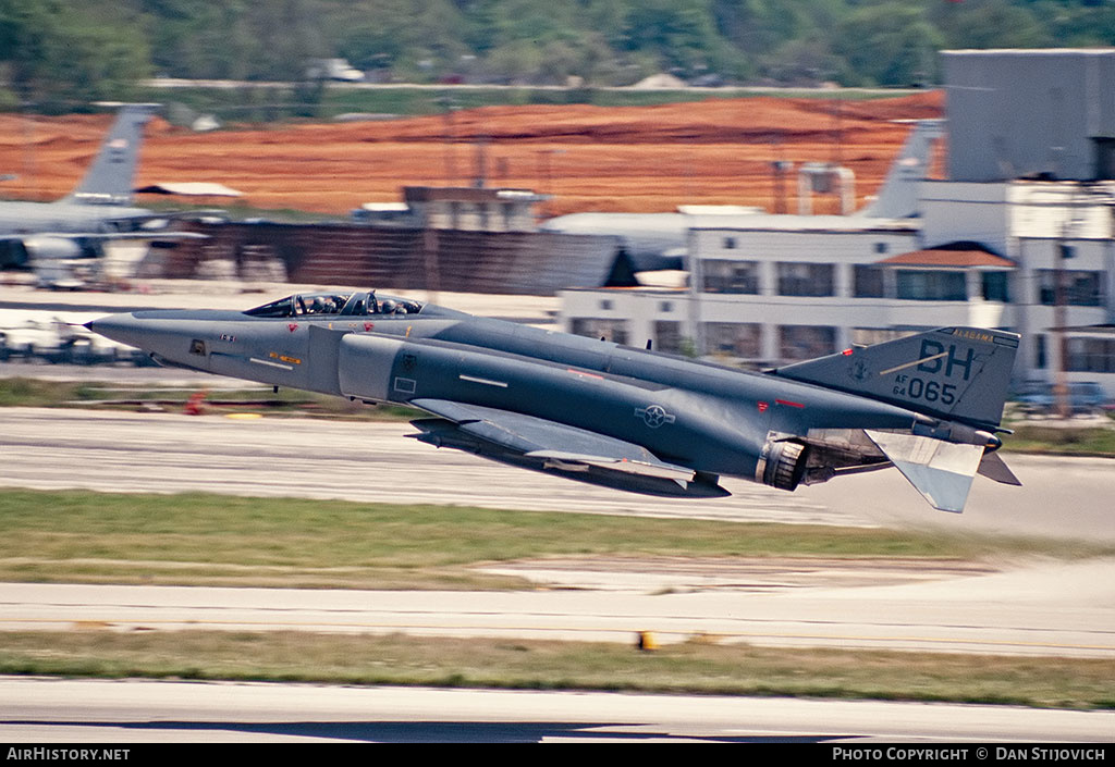 Aircraft Photo of 64-1065 / AF64065 | McDonnell Douglas RF-4C Phantom II | USA - Air Force | AirHistory.net #203812