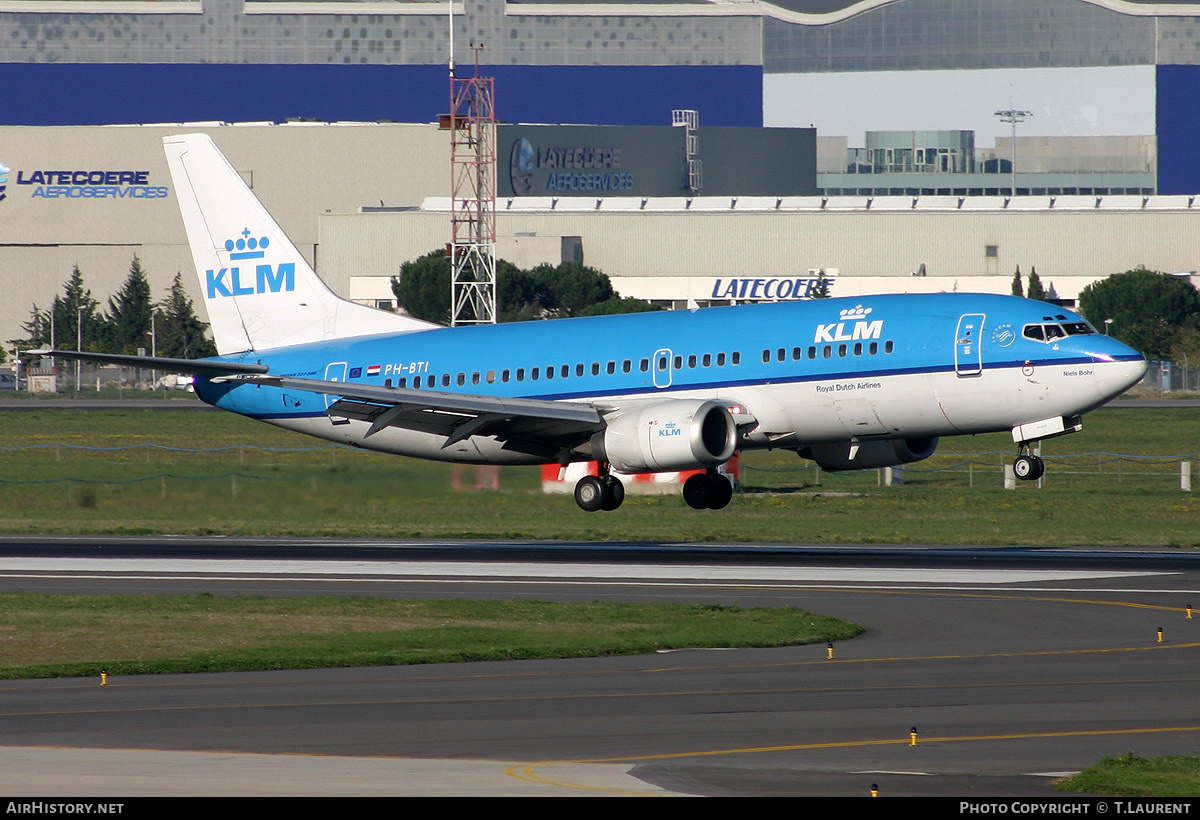 Aircraft Photo of PH-BTI | Boeing 737-306 | KLM - Royal Dutch Airlines | AirHistory.net #203814