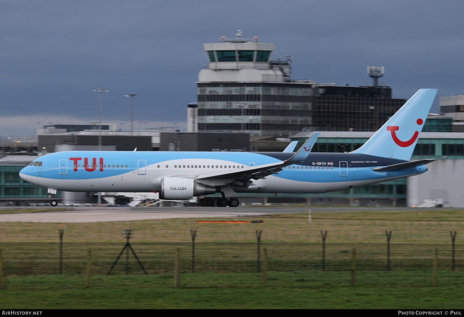Aircraft Photo of G-OBYH | Boeing 767-304/ER | TUI | AirHistory.net #203859