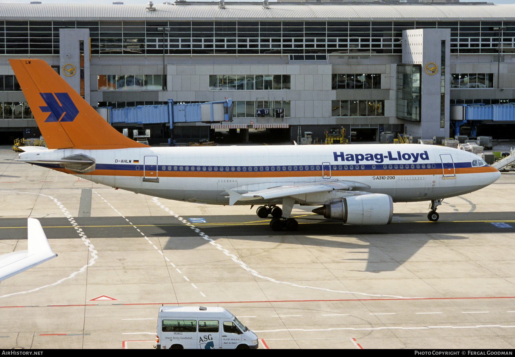 Aircraft Photo of D-AHLW | Airbus A310-204 | Hapag-Lloyd | AirHistory.net #203898