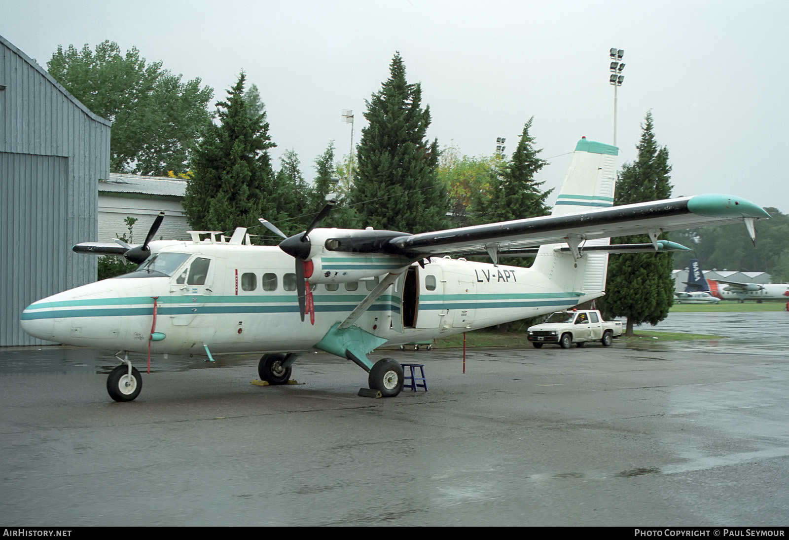 Aircraft Photo of LV-APT | De Havilland Canada DHC-6-200 Twin Otter | AirHistory.net #204030