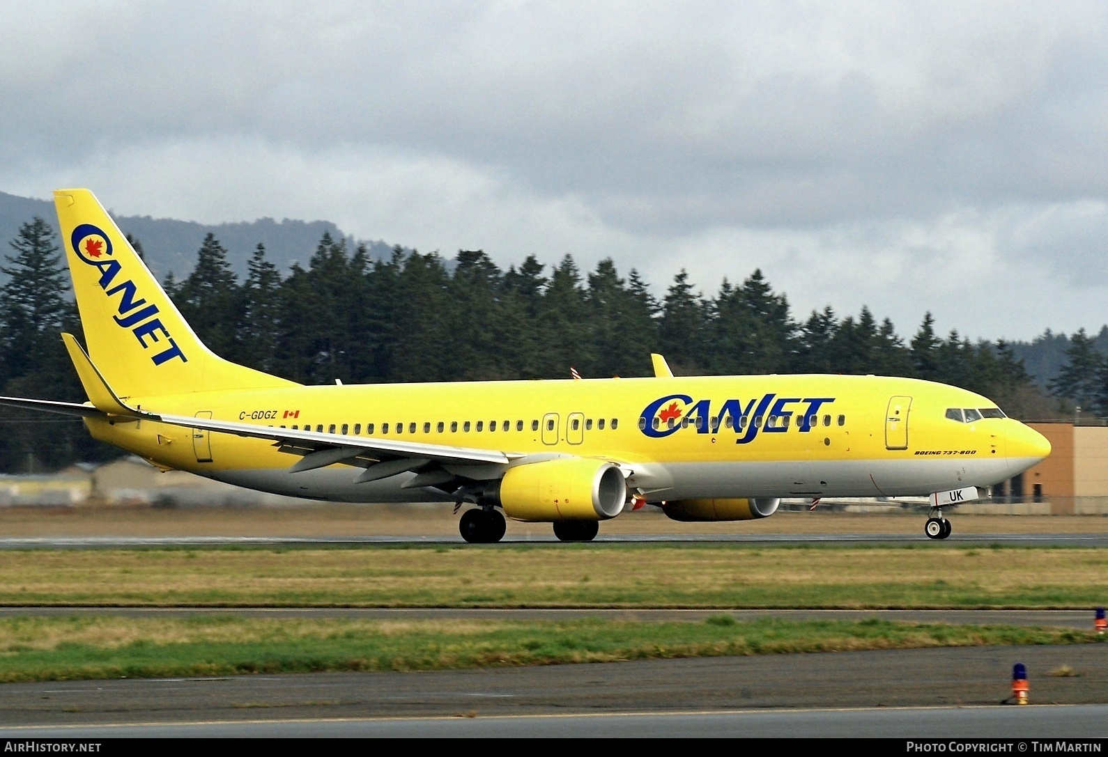 Aircraft Photo of C-GDGZ | Boeing 737-8K5 | CanJet Airlines | AirHistory.net #204040