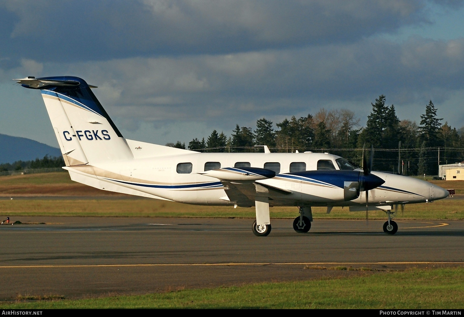 Aircraft Photo of C-FGKS | Piper PA-42-1000 Cheyenne IV | AirHistory.net #204090