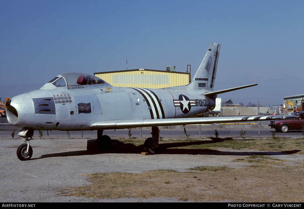 野花 卯月 コーギーAA35816 North アメリカン F-86 Sabre 