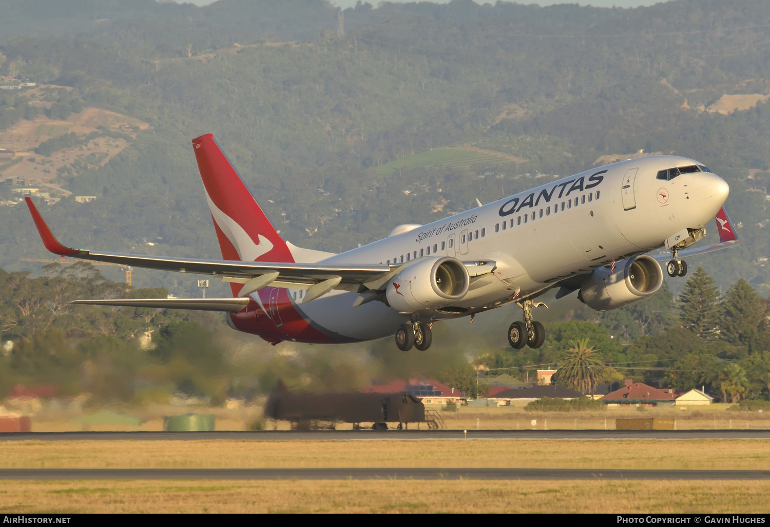 Aircraft Photo of VH-VZM | Boeing 737-838 | Qantas | AirHistory.net #204135