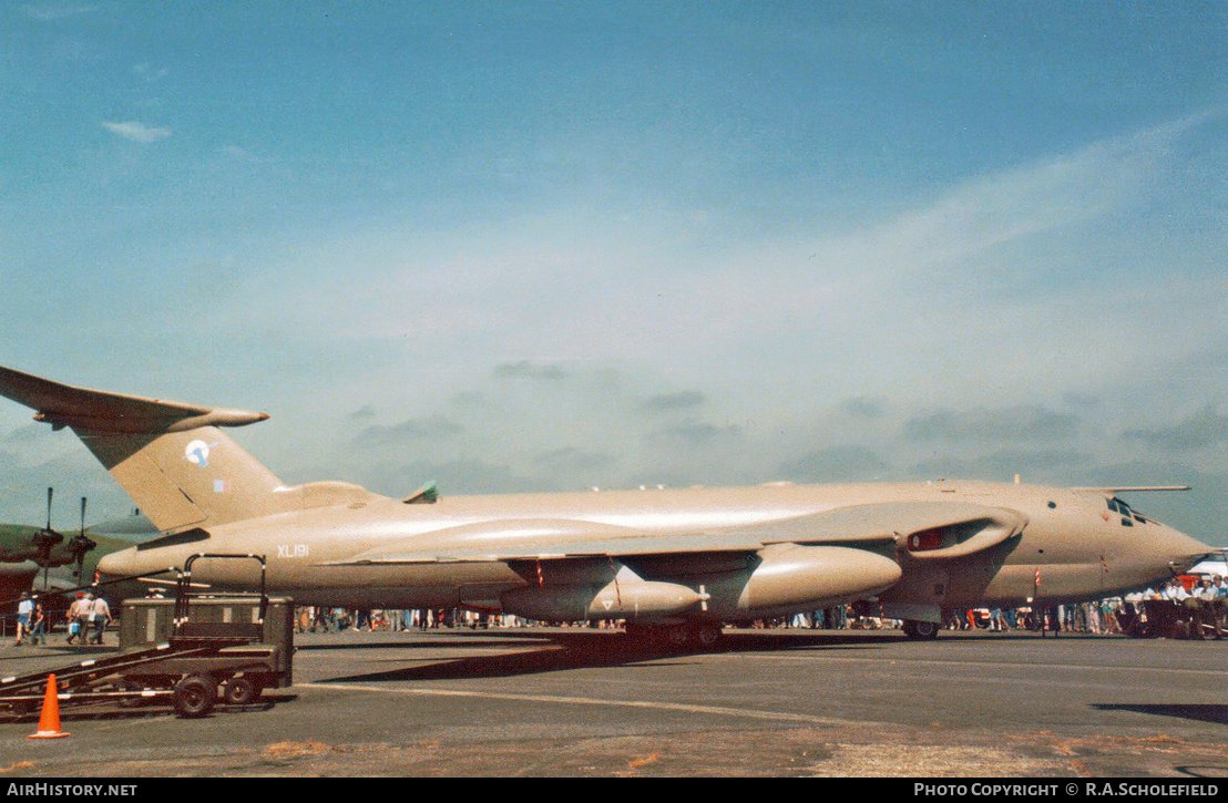 Aircraft Photo of XL191 | Handley Page HP-80 Victor K2 | UK - Air Force | AirHistory.net #204140