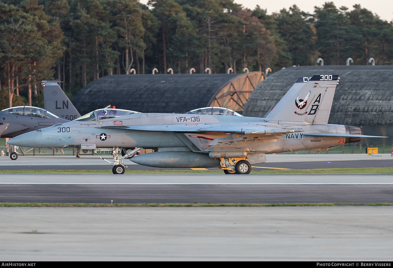 Aircraft Photo of 166820 | Boeing F/A-18E Super Hornet | USA - Navy | AirHistory.net #204242