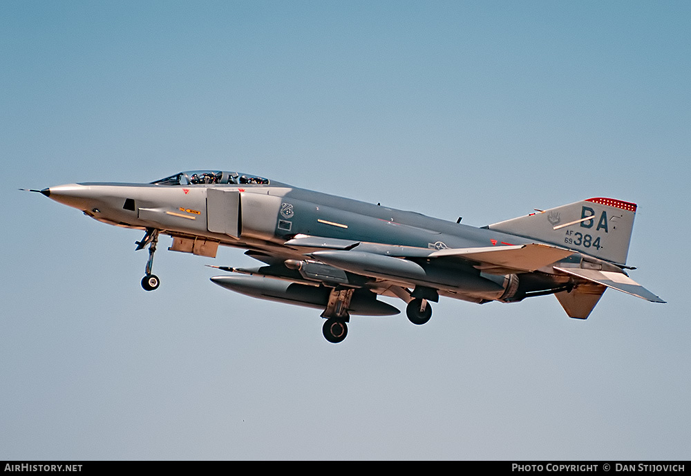 Aircraft Photo of 69-0384 / AF69-384 | McDonnell Douglas RF-4C Phantom II | USA - Air Force | AirHistory.net #204324