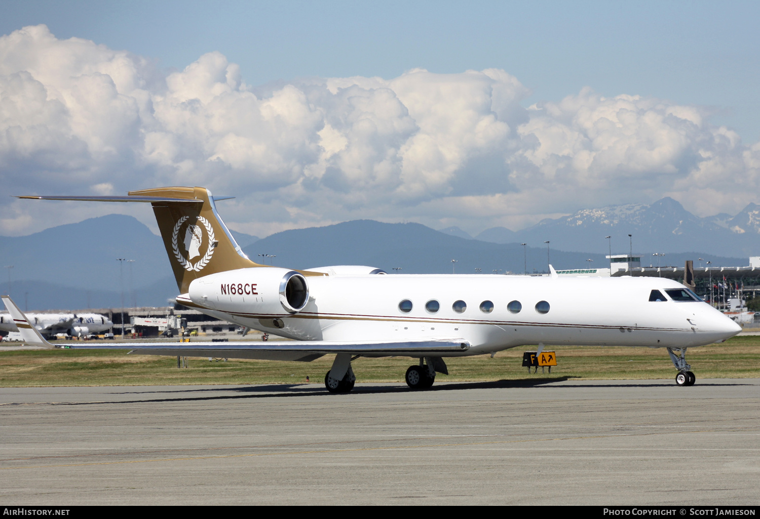 Aircraft Photo of N168CE | Gulfstream Aerospace G-V Gulfstream V | Caesars Entertainment | AirHistory.net #204329