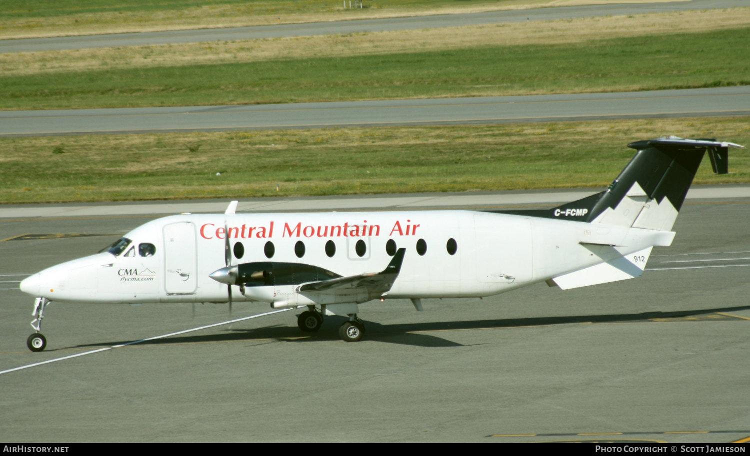Aircraft Photo of C-FCMP | Raytheon 1900D | Central Mountain Air - CMA | AirHistory.net #204360