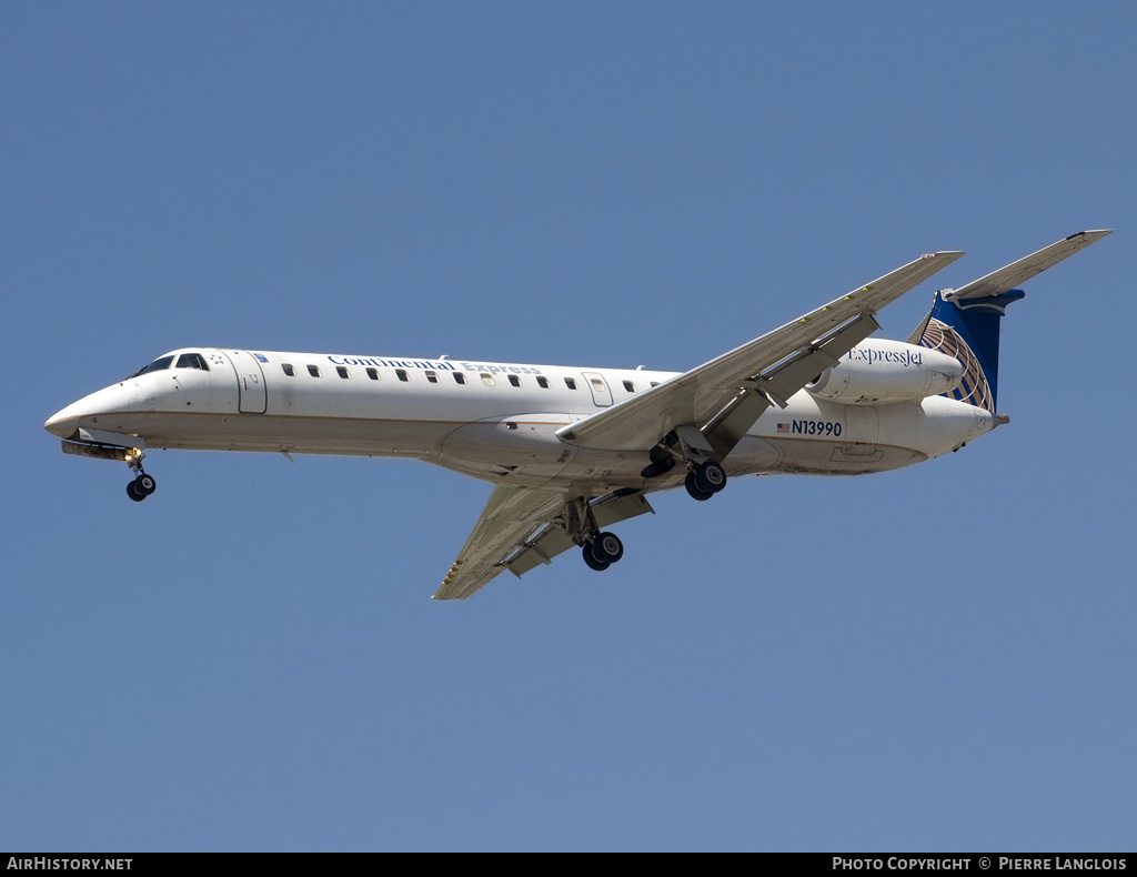 Aircraft Photo of N13990 | Embraer ERJ-145LR (EMB-145LR) | Continental Express | AirHistory.net #204399
