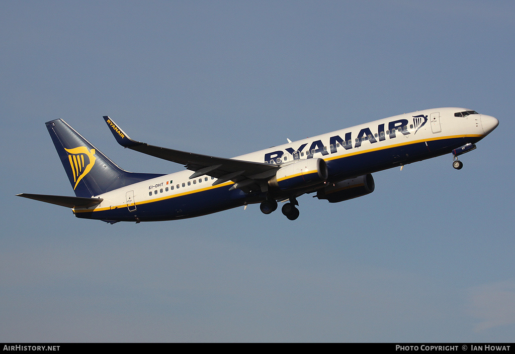 Aircraft Photo of EI-DHT | Boeing 737-8AS | Ryanair | AirHistory.net #204507