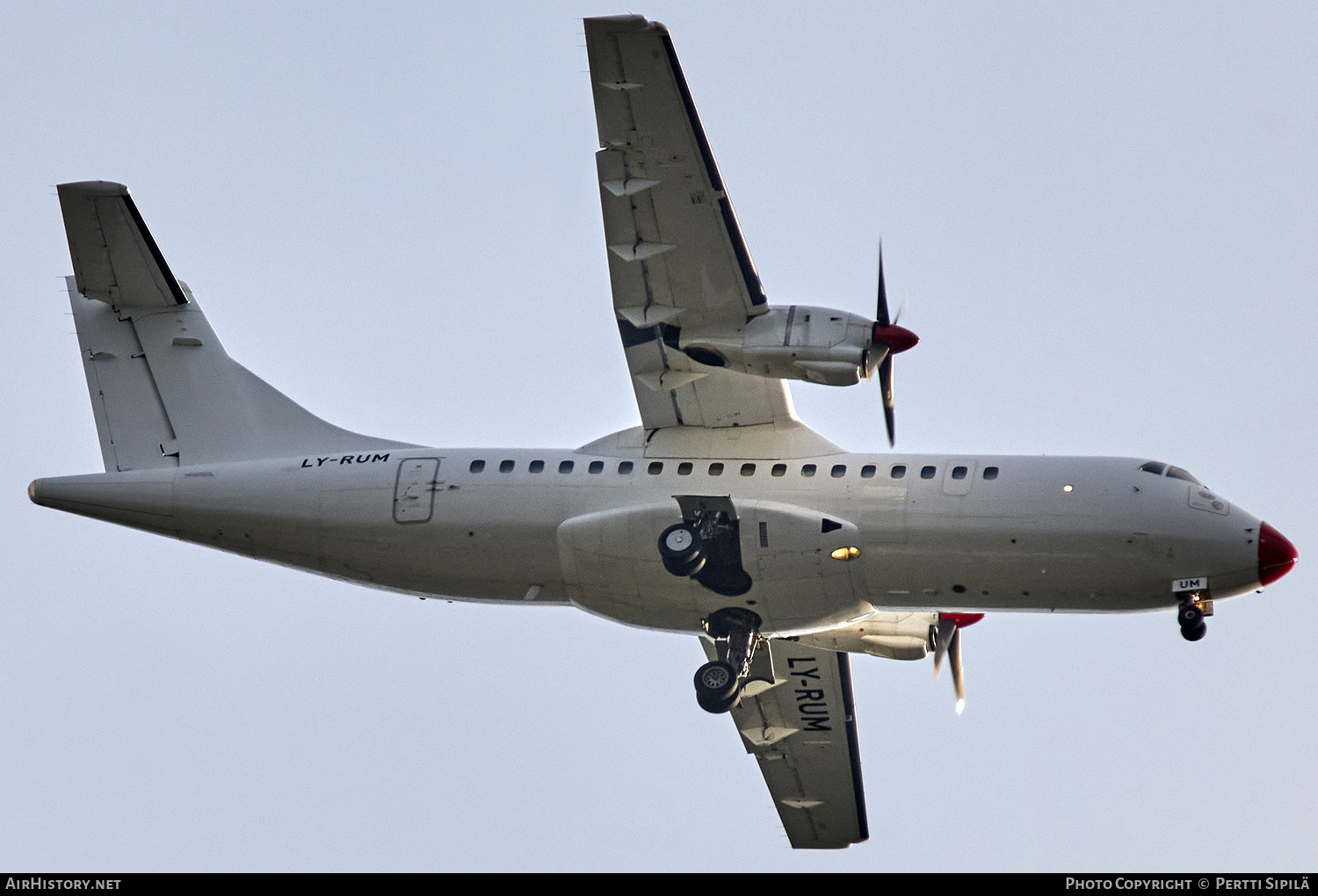Aircraft Photo of LY-RUM | ATR ATR-42-300 | AirHistory.net #204573