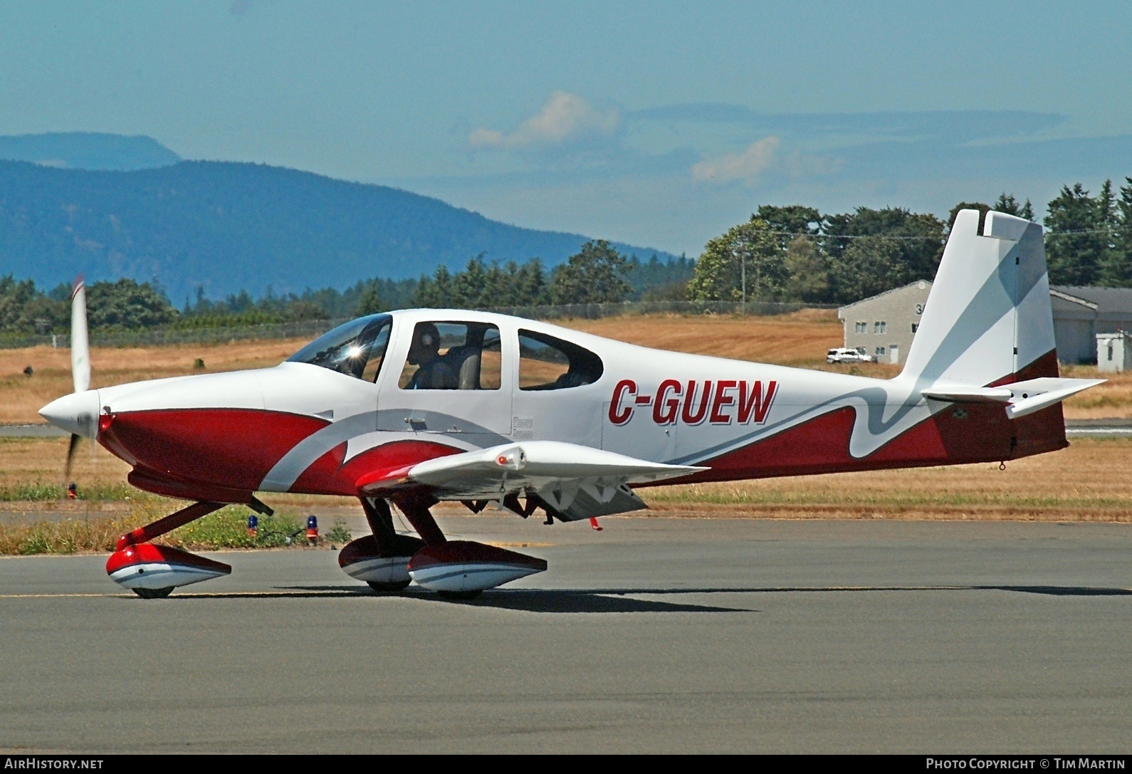 Aircraft Photo of C-GUEW | Van's RV-10 | AirHistory.net #204588