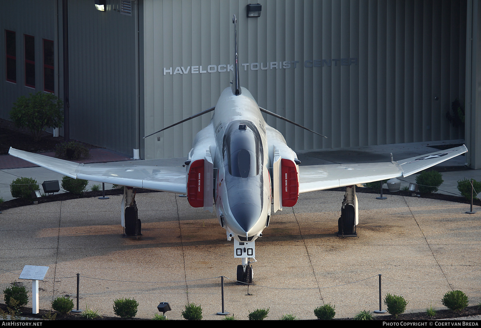 Aircraft Photo of 157342 | McDonnell Douglas RF-4B Phantom II | USA - Marines | AirHistory.net #204731