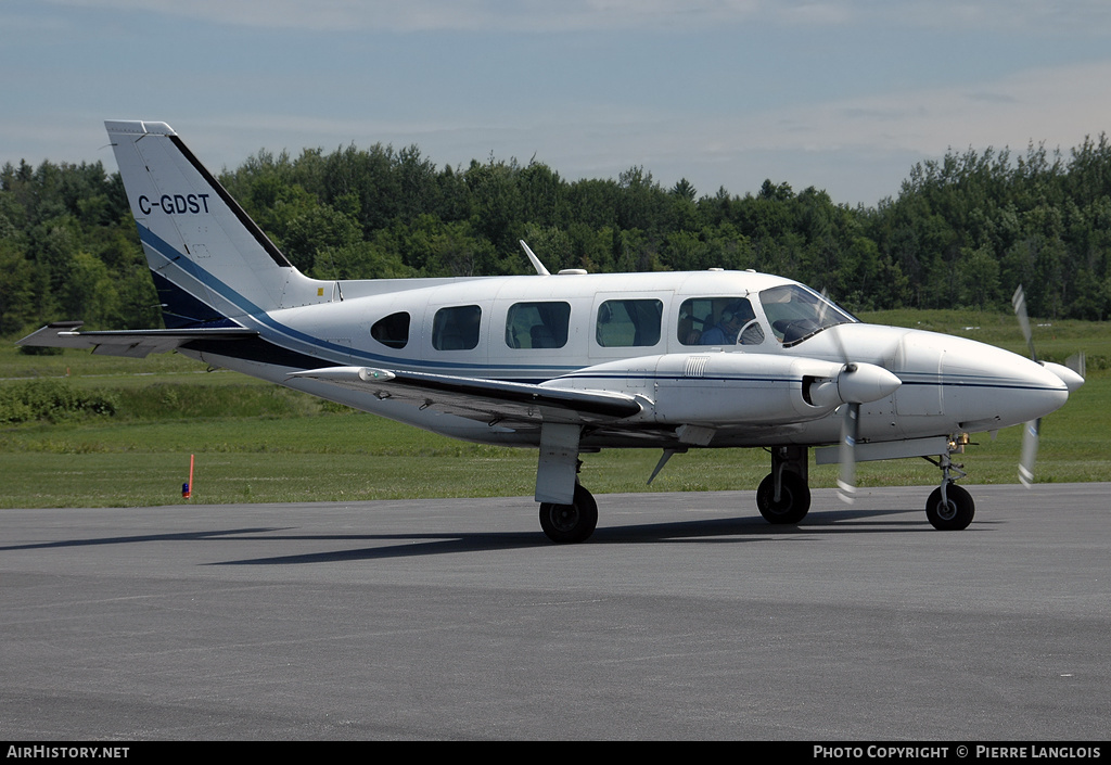 Aircraft Photo of C-GDST | Piper PA-31 Navajo | AirHistory.net #204863