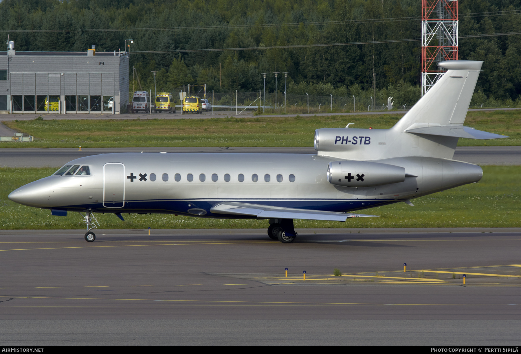 Aircraft Photo of PH-STB | Dassault Falcon 900C | AirHistory.net #205120