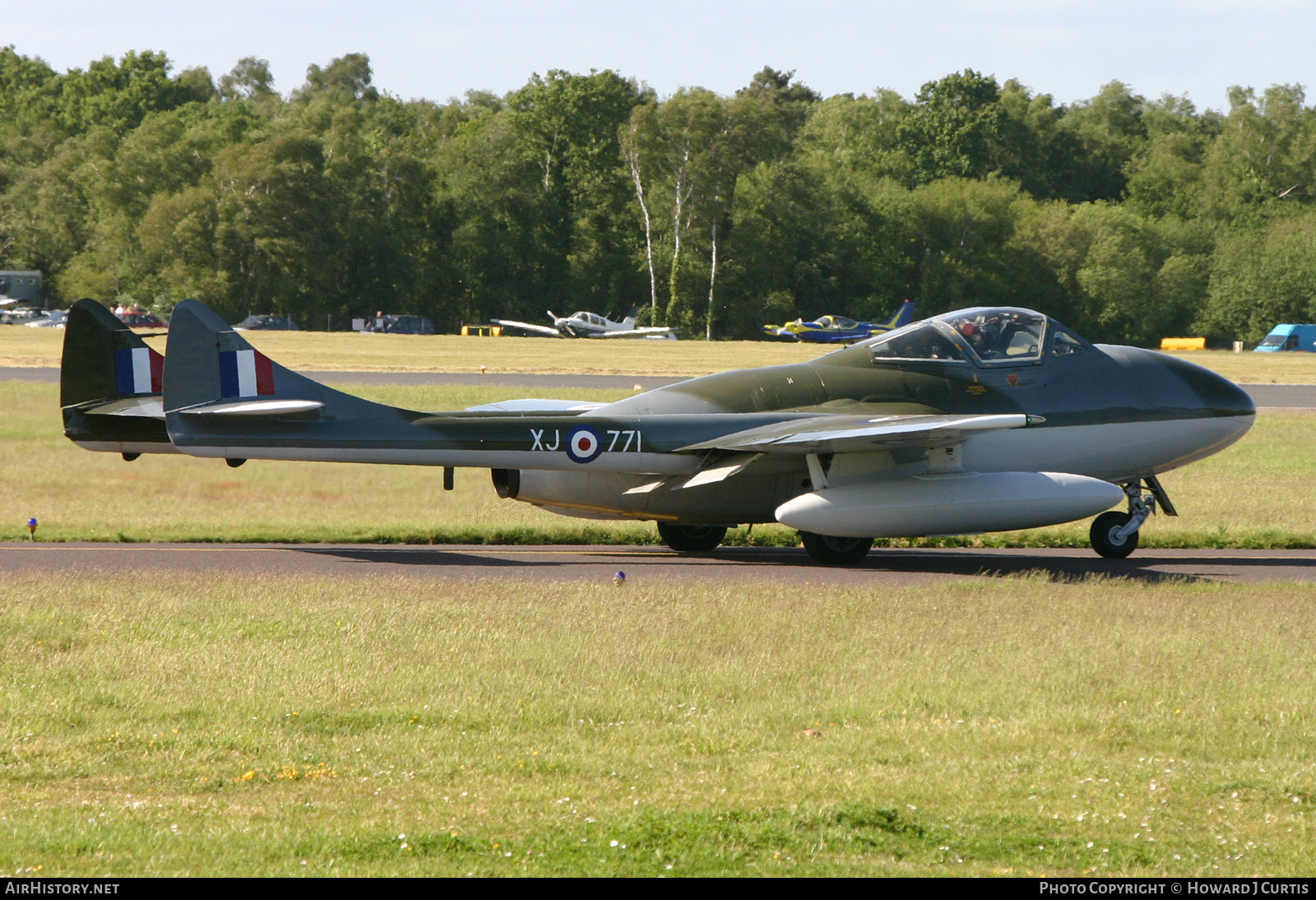 Aircraft Photo of G-HELV / XJ771 | De Havilland D.H. 115 Vampire T55 | UK - Air Force | AirHistory.net #205198