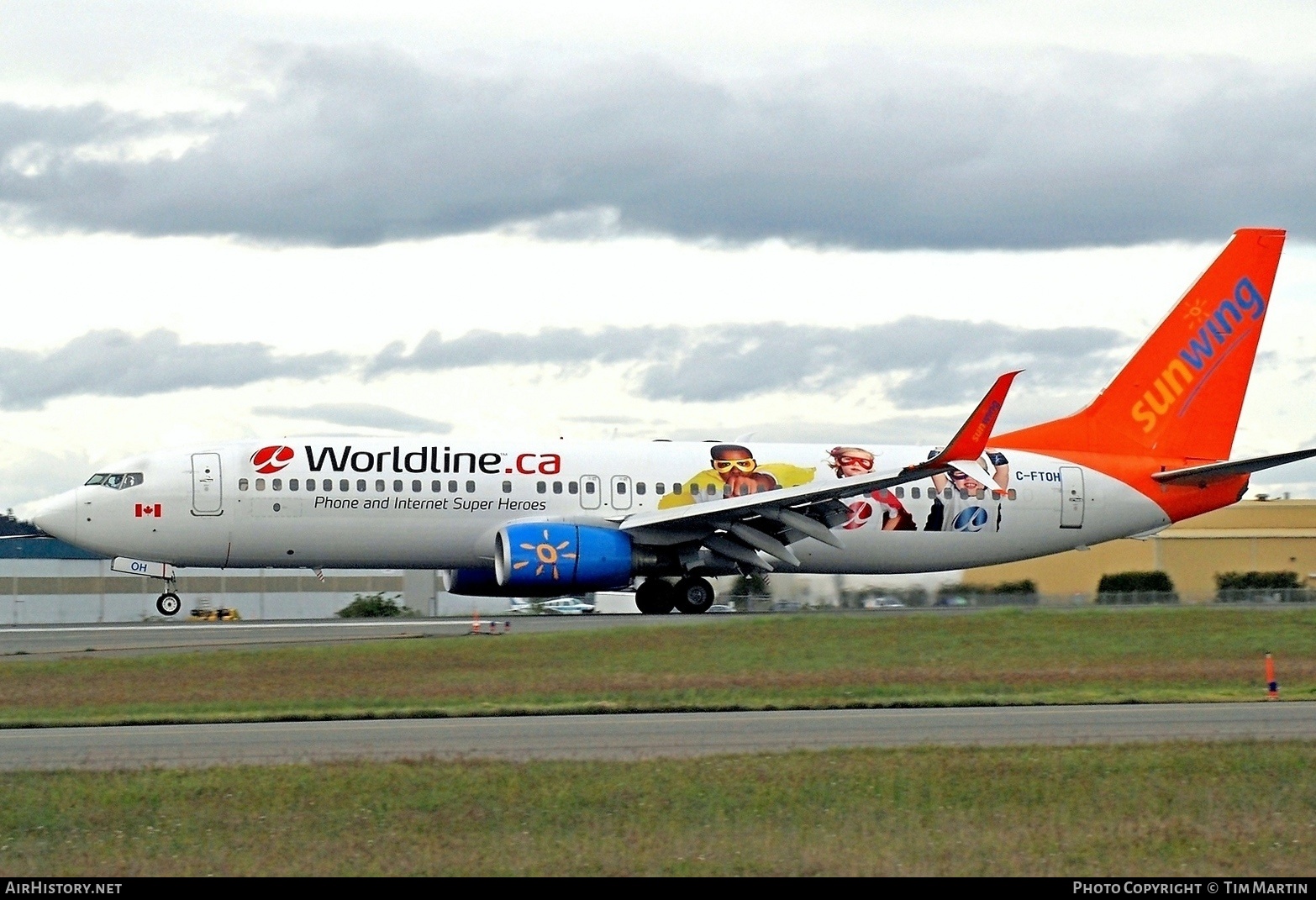 Aircraft Photo of C-FTOH | Boeing 737-8HX | Sunwing Airlines | AirHistory.net #205281