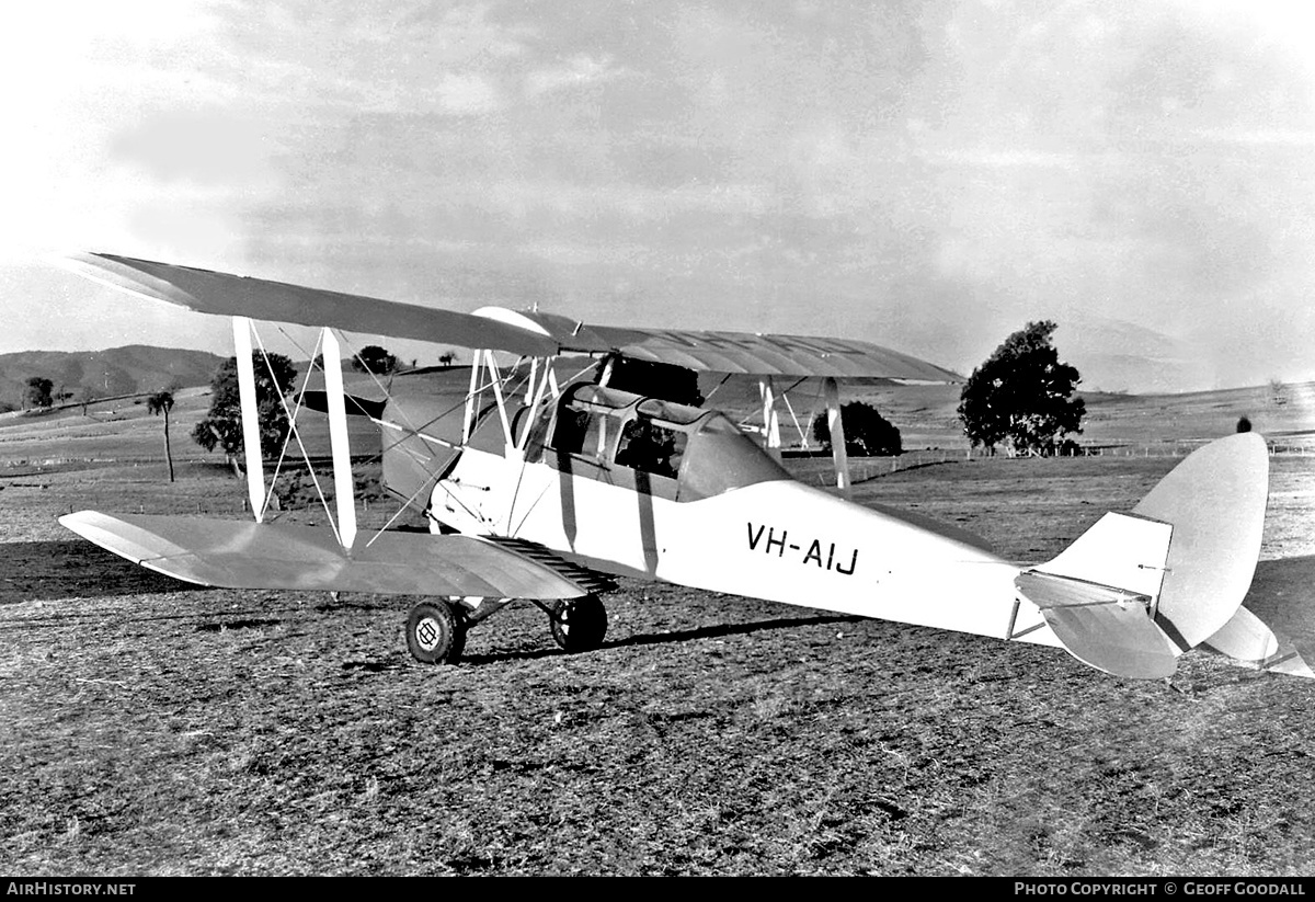 Aircraft Photo of VH-AIJ | De Havilland D.H. 82A Tiger Moth II | AirHistory.net #205289