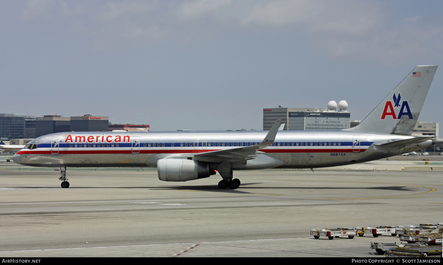 Aircraft Photo of N687AA | Boeing 757-223 | American Airlines | AirHistory.net #205314