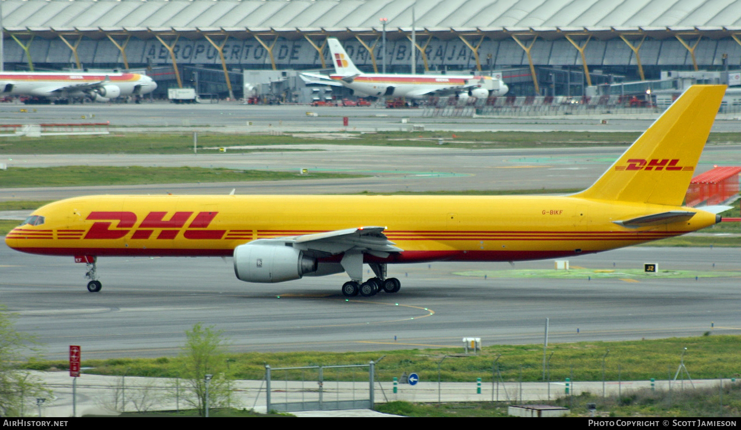 Aircraft Photo of G-BIKF | Boeing 757-236/SF | DHL International | AirHistory.net #205394