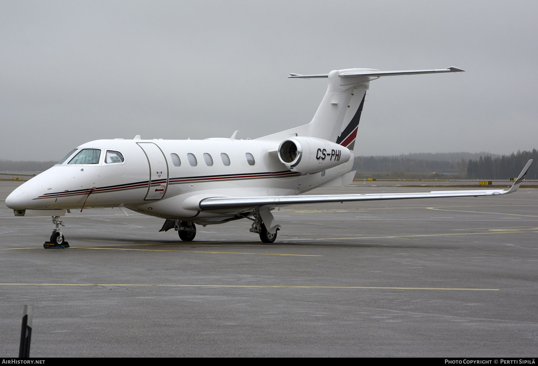 Aircraft Photo of CS-PHI | Embraer EMB-505 Phenom 300 | AirHistory.net #205428