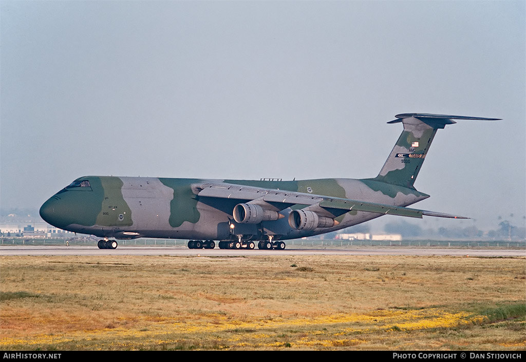 Aircraft Photo of 69-0010 / 90010 | Lockheed C-5A Galaxy (L-500) | USA - Air Force | AirHistory.net #205460