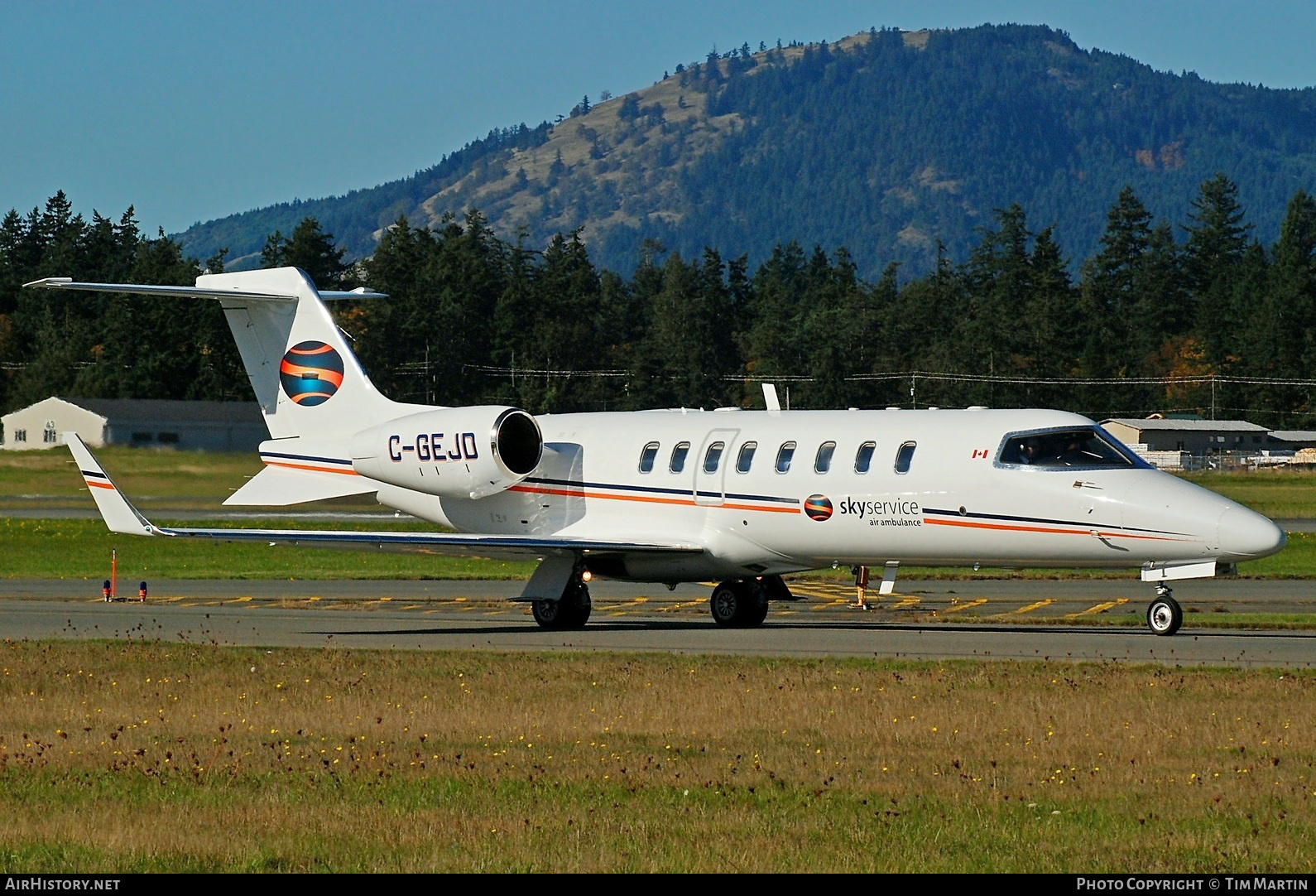 Aircraft Photo of C-GEJD | Learjet 45 | Skyservice Air Ambulance | AirHistory.net #205522