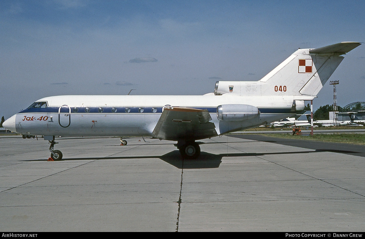 Aircraft Photo of 040 | Yakovlev Yak-40 | Poland - Air Force | AirHistory.net #205541