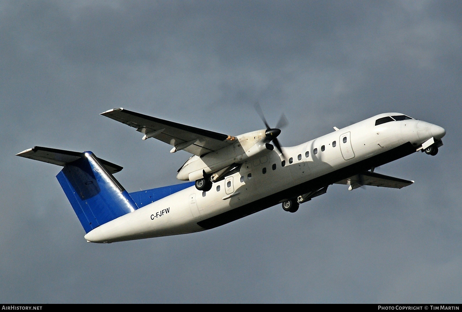 Aircraft Photo of C-FJFW | De Havilland Canada DHC-8-311 Dash 8 | AirHistory.net #205551