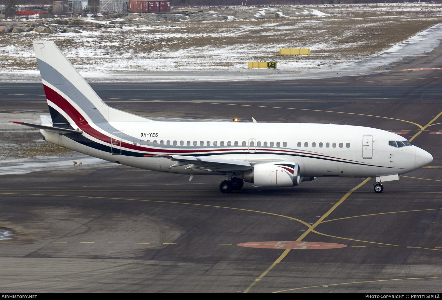 Aircraft Photo of 9H-YES | Boeing 737-5Q8 | AirHistory.net #205580