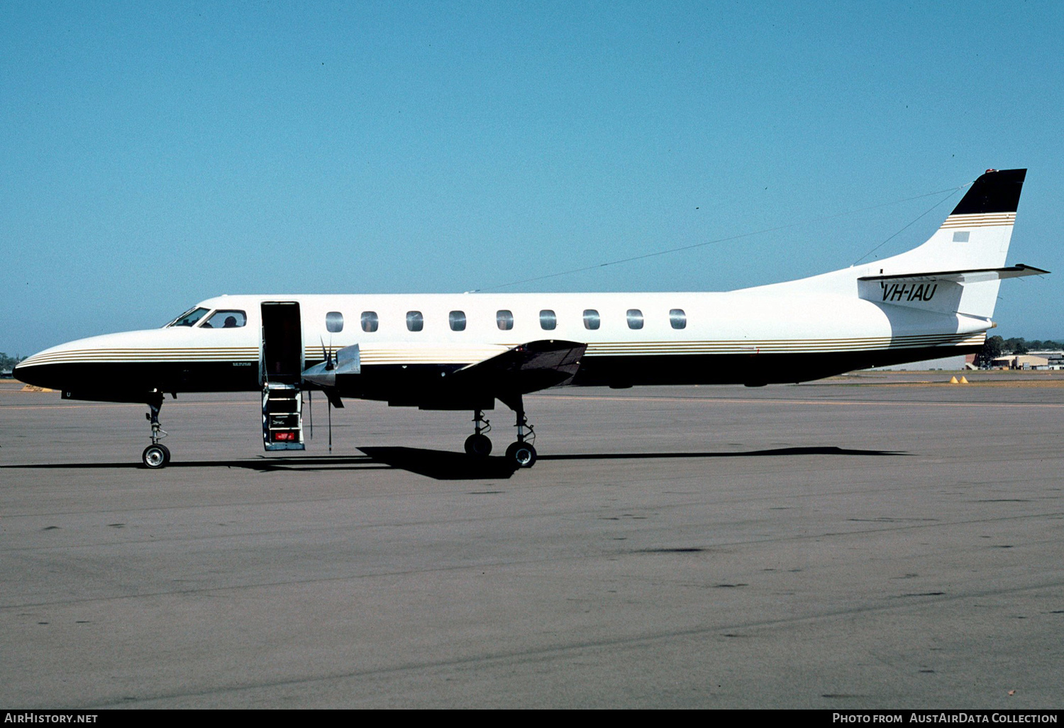 Aircraft Photo of VH-IAU | Swearingen SA-226TC Metro II | AirHistory.net #205597